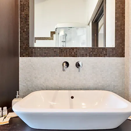 Golden Luxe - In The Luxury * Lido di Camaiore