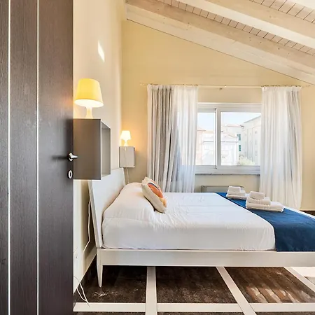 Apartment Golden Luxe - In The Luxury Lido di Camaiore